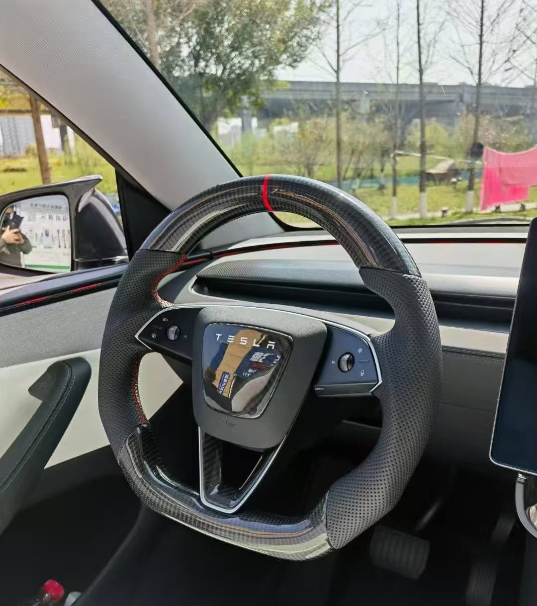 TESLA MODEL 3 CARBON FIBER STEERING