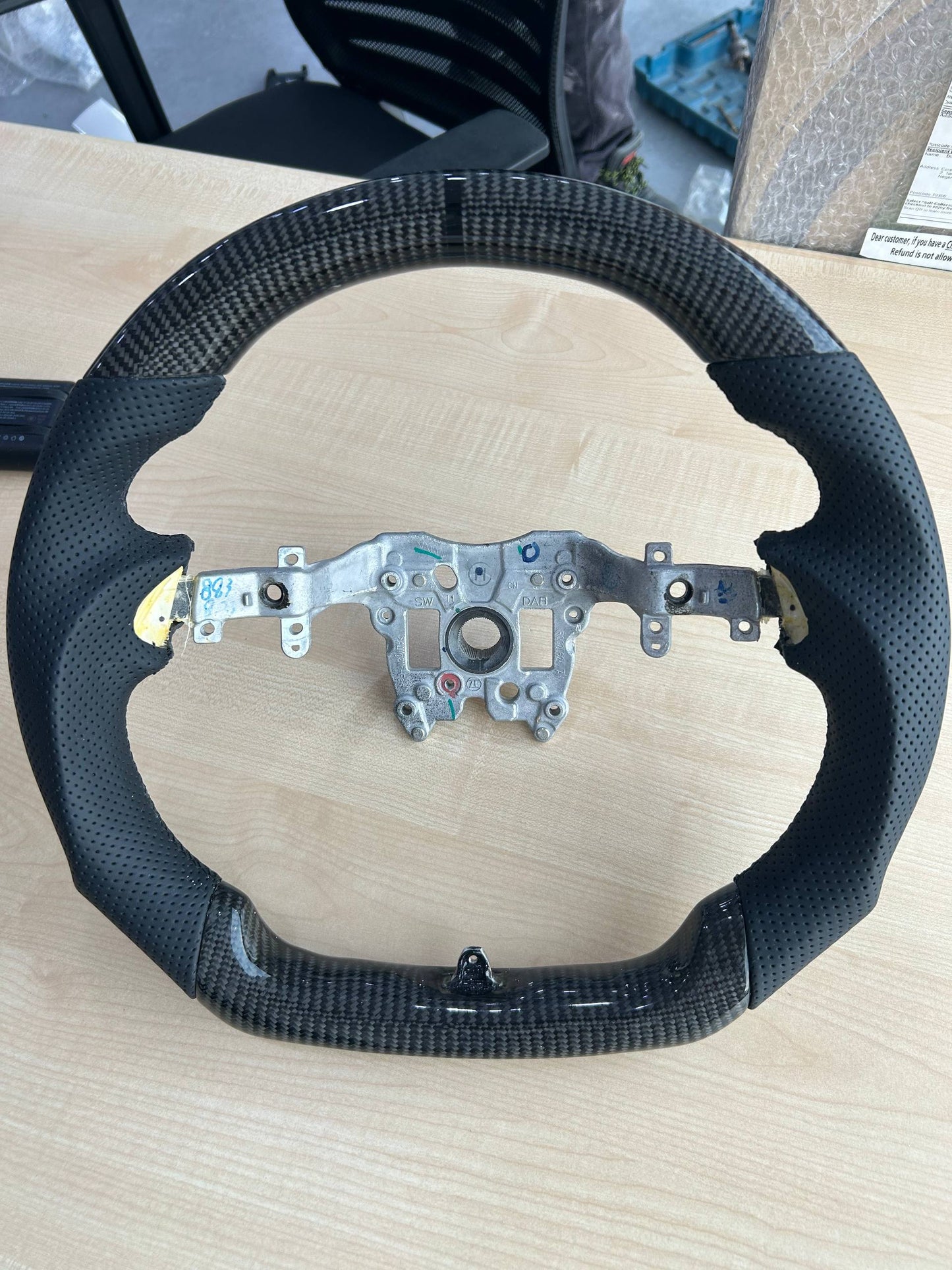 TESLA MODEL 3 FORGED CARBON FIBER STEERING WHEEL
